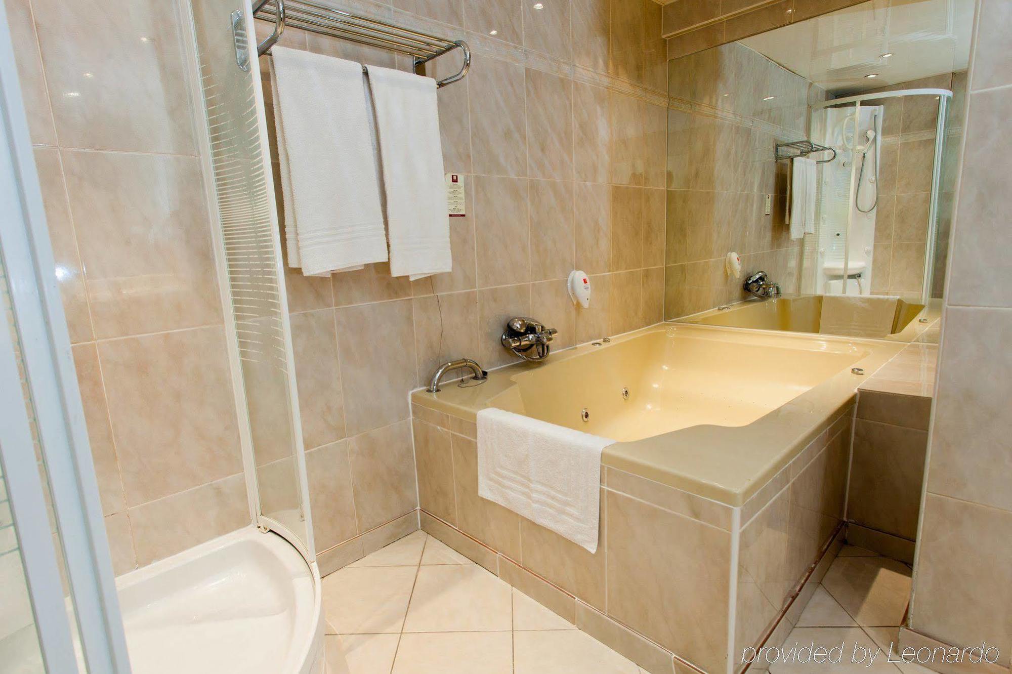 Leonardo Hotel Charleroi City Center Ngoại thất bức ảnh